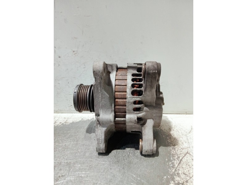 Recambio de alternador para renault kangoo (f/kc0) referencia OEM IAM 8200373636 A002TC0981 