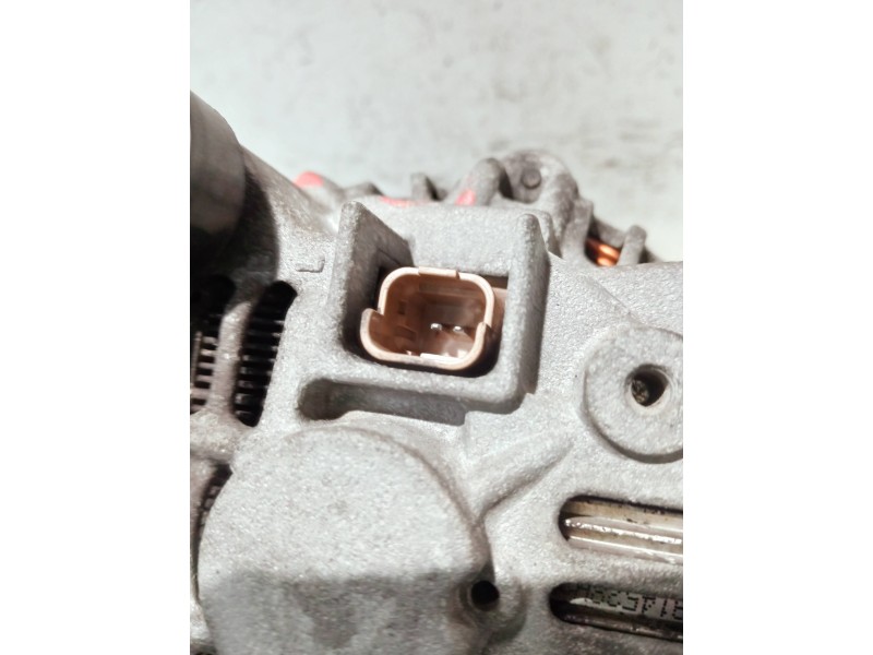 Recambio de alternador para renault kangoo (f/kc0) referencia OEM IAM 8200373636 A002TC0981 