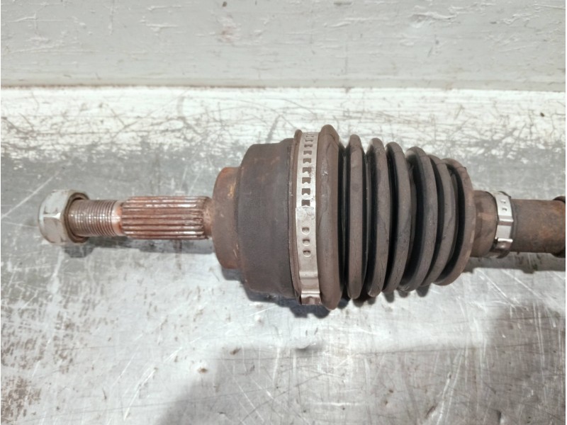 Recambio de transmision delantera derecha para renault kangoo (f/kc0) referencia OEM IAM 8200274162 BJ82LACBR20 