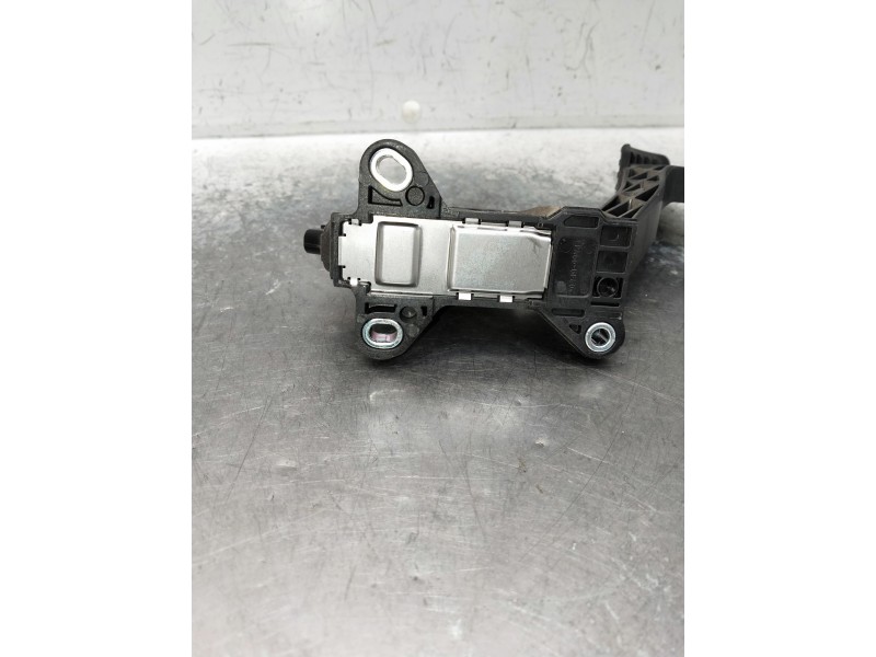 Recambio de potenciometro pedal para toyota yaris 1.3 16v cat referencia OEM IAM 781100D120 12290394828 