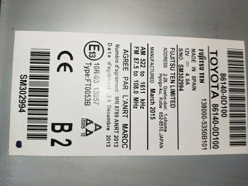 Recambio de sistema audio / radio cd para toyota yaris 1.3 16v cat referencia OEM IAM 861400D100 1380005350B101 