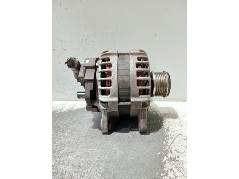 Recambio de alternador para nissan qashqai (j11) referencia OEM IAM 231004EA0A F000BL0825 
