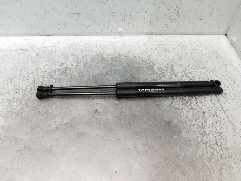 Recambio de amortiguadores maletero / porton para toyota yaris 1.3 16v cat referencia OEM IAM 4039180395N 689500W641 