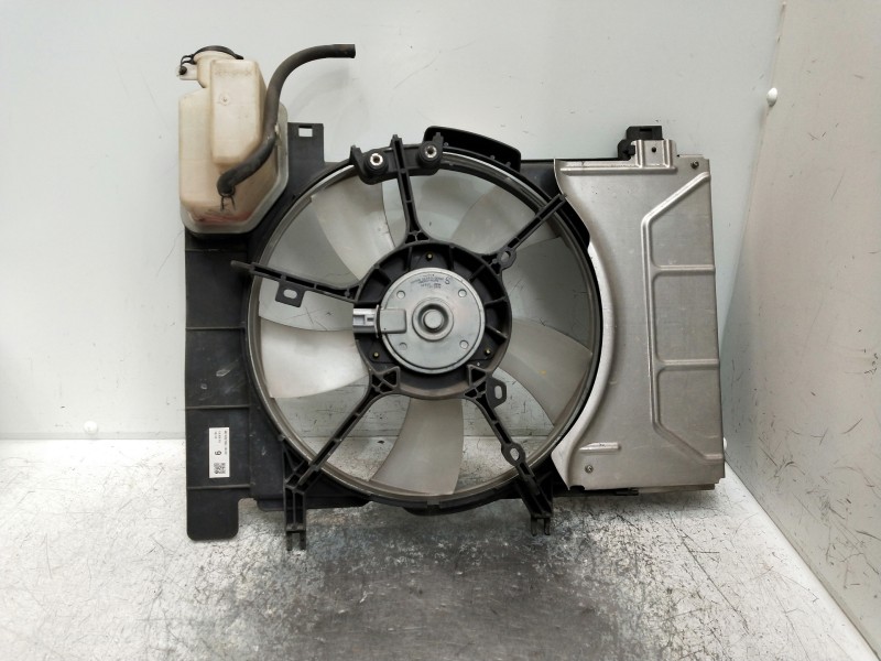 Recambio de electroventilador para toyota yaris 1.3 16v cat referencia OEM IAM MF4227506442  