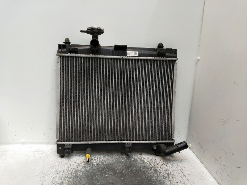 Recambio de radiador agua para toyota yaris 1.3 16v cat referencia OEM IAM MF4221746373  