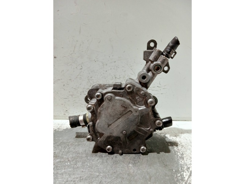 Recambio de depresor freno / bomba vacio para volkswagen golf iv berlina (1j1) referencia OEM IAM 040712A2  