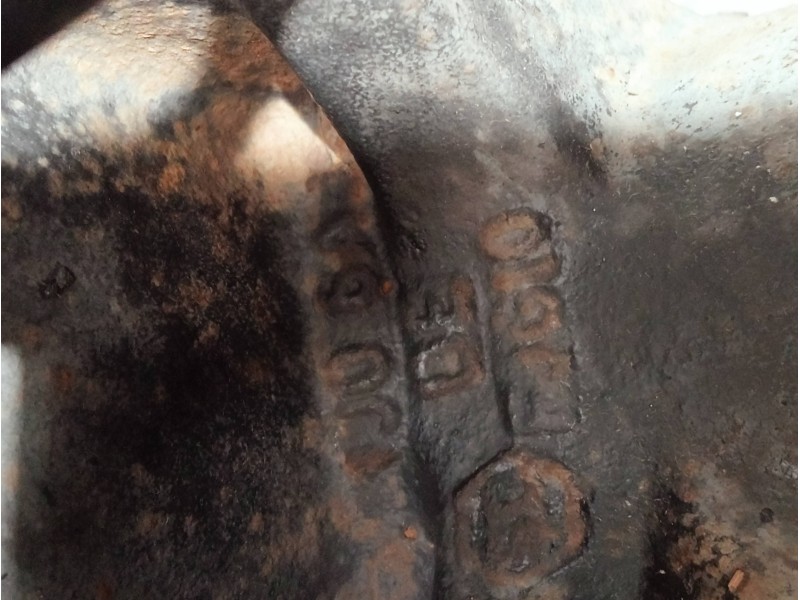 Recambio de mangueta delantera derecha para volkswagen golf iv berlina (1j1) referencia OEM IAM 1J06A  