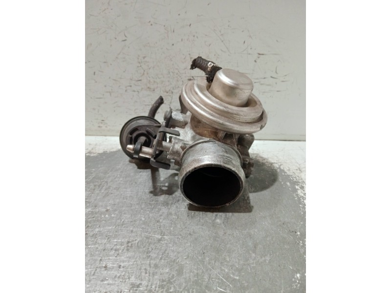 Recambio de valvula egr para volkswagen golf iv berlina (1j1) referencia OEM IAM 038129637B 038131501E 