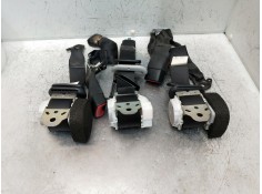 Recambio de juego cinturones trasero para toyota yaris 1.3 16v cat referencia OEM IAM   5P 2