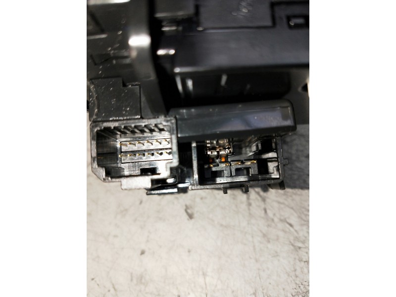 Recambio de kit airbag para toyota yaris 1.3 16v cat referencia OEM IAM 892450D020  