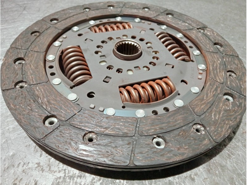 Recambio de kit embrague para ford transit caja cerrada, media (fy) (2000 =>) referencia OEM IAM 3000951775  