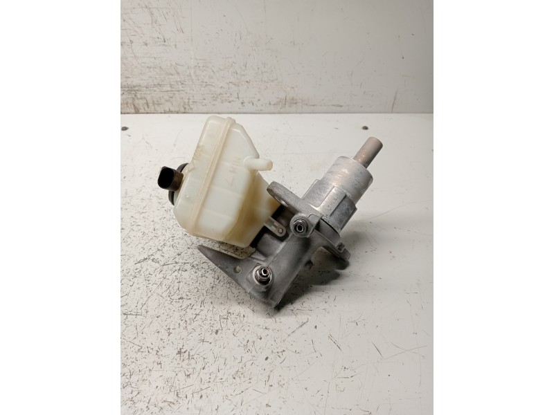 Recambio de bomba freno para audi a4 avant (8k5) (2008) referencia OEM IAM 8K0611301A  