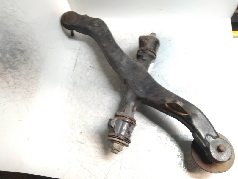 Recambio de brazo suspension inferior delantero izquierdo para opel movano referencia OEM IAM   