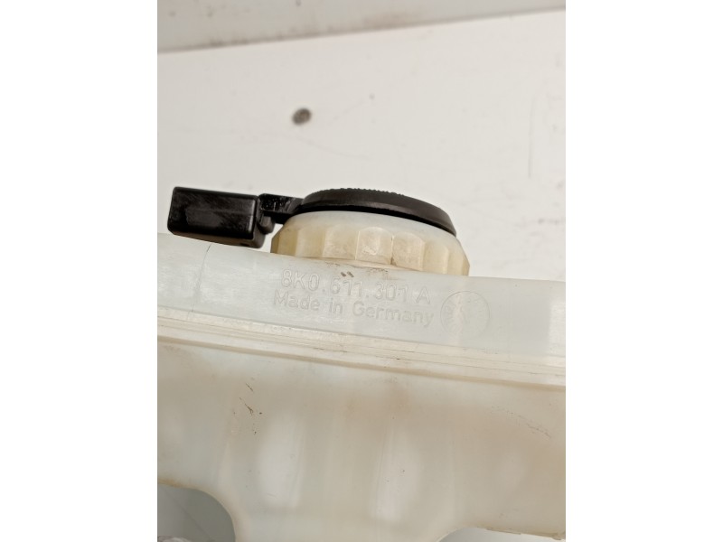 Recambio de bomba freno para audi a4 avant (8k5) (2008) referencia OEM IAM 8K0611301A  