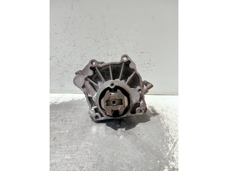 Recambio de depresor freno / bomba vacio para opel insignia berlina referencia OEM IAM 552054  