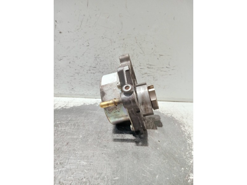 Recambio de depresor freno / bomba vacio para opel insignia berlina referencia OEM IAM 552054  