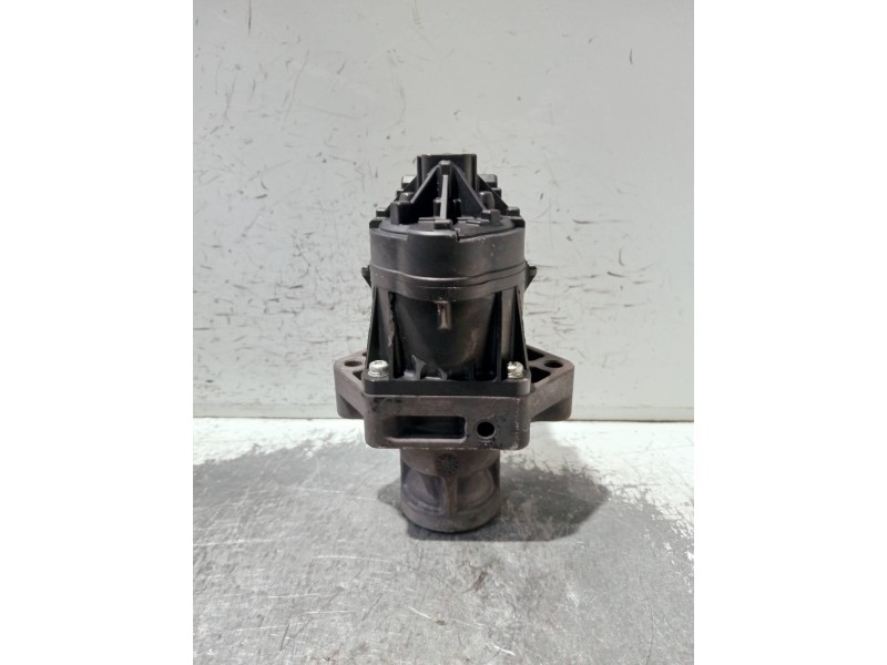 Recambio de valvula egr para opel insignia berlina referencia OEM IAM 55566052 K5T70977 