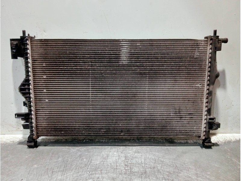 Recambio de radiador agua para opel insignia berlina referencia OEM IAM 13241725 S8112001 