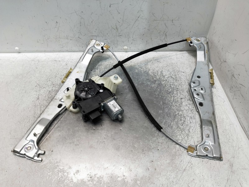 Recambio de elevalunas delantero derecho para citroen c4 cactus referencia OEM IAM 9827295780 0130822700 5P