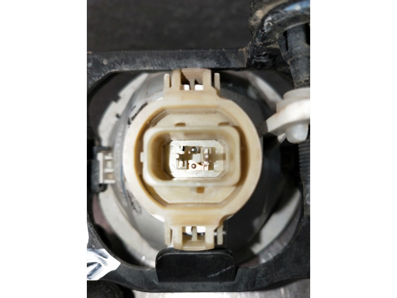 Recambio de faro antiniebla derecho para citroen c4 cactus referencia OEM IAM   