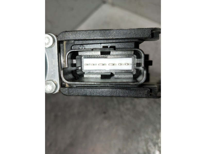 Recambio de elevalunas delantero izquierdo para citroen c4 cactus referencia OEM IAM 9827307180 0130822701 5P