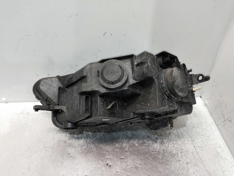 Recambio de faro derecho para citroen c4 cactus referencia OEM IAM 9821349680 90147048 