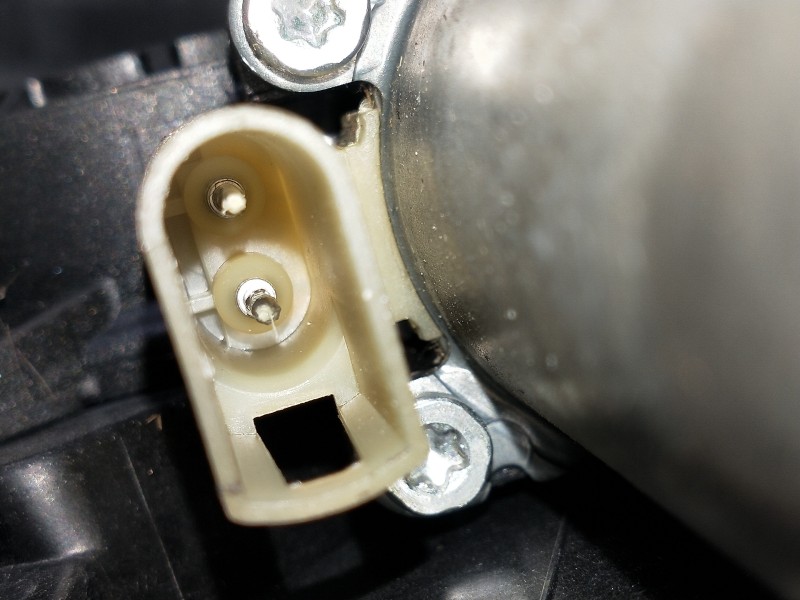 Recambio de elevalunas delantero izquierdo para ford fusion (cbk) referencia OEM IAM 5M64086MFLM2260 2S61A045H17A 5P