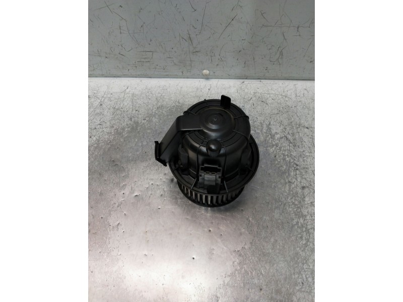 Recambio de motor calefaccion para citroen c4 cactus referencia OEM IAM T4054002 25014940 