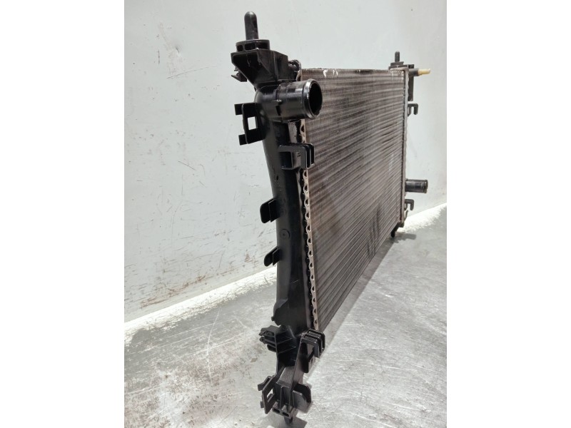 Recambio de radiador agua para fiat grande punto (199) referencia OEM IAM 55700447 E5444005 