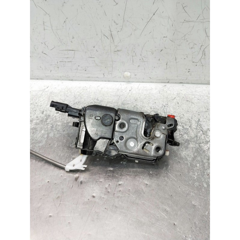 Recambio de motor cierre centralizado trasero derecho para citroen c4 cactus referencia OEM IAM 16943321 5308A2257K7 5P