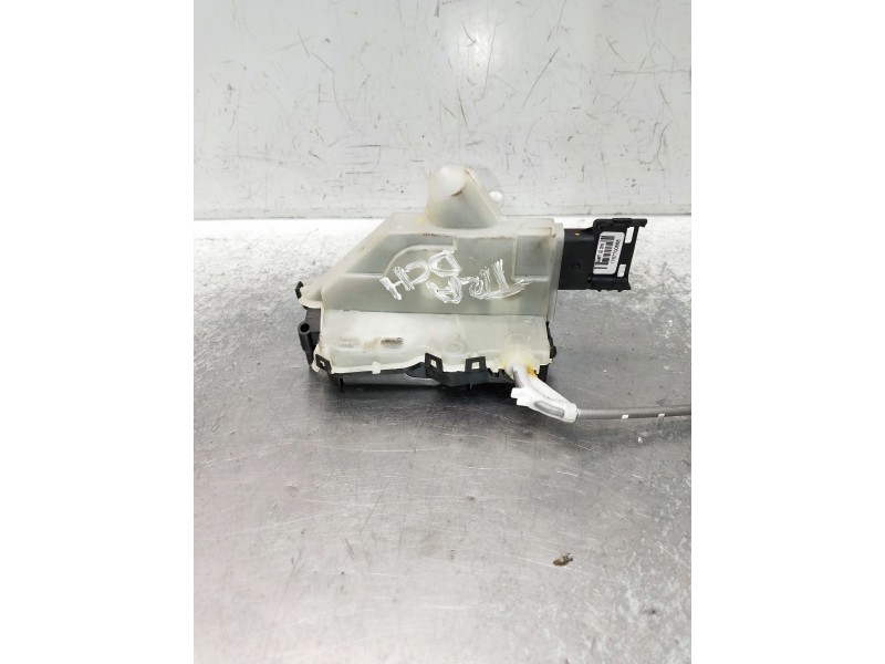 Recambio de motor cierre centralizado trasero derecho para citroen c4 cactus referencia OEM IAM 16943321 5308A2257K7 5P