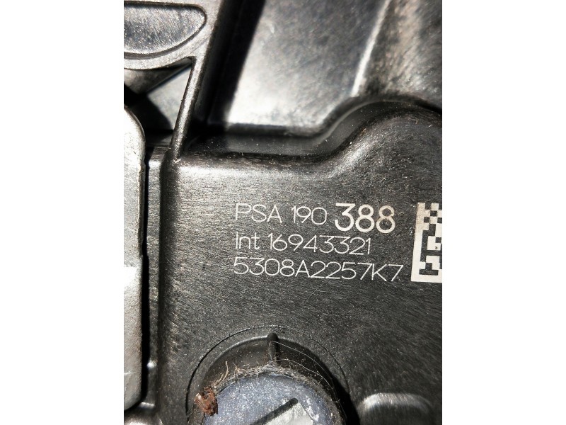 Recambio de motor cierre centralizado trasero derecho para citroen c4 cactus referencia OEM IAM 16943321 5308A2257K7 5P