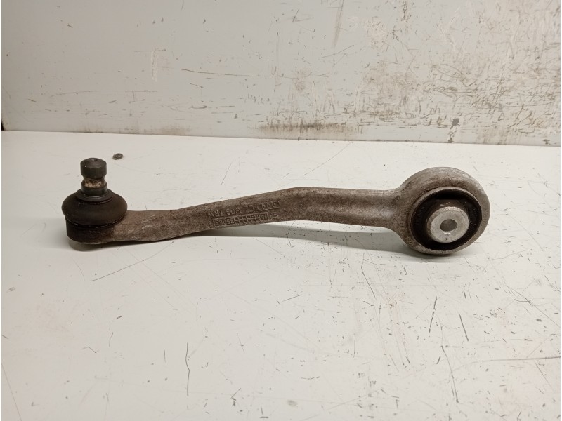 Recambio de brazo suspension superior delantero izquierdo para audi a4 avant (8k5) (2008) referencia OEM IAM   