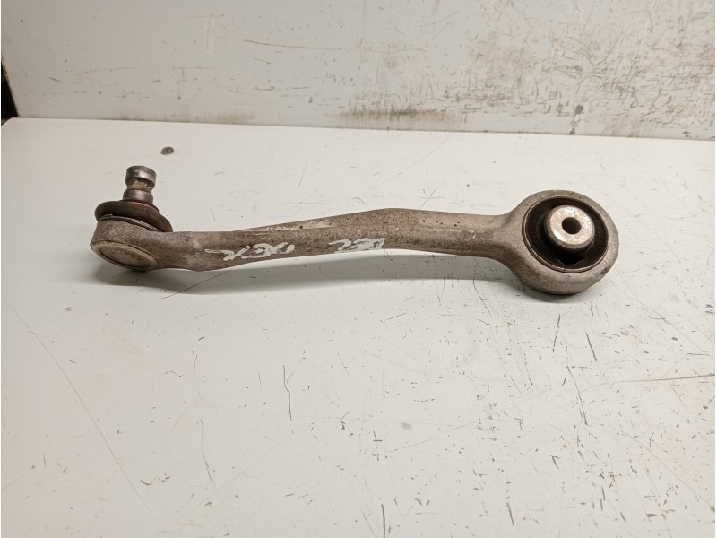 Recambio de brazo suspension superior delantero derecho para audi a4 avant (8k5) (2008) referencia OEM IAM   