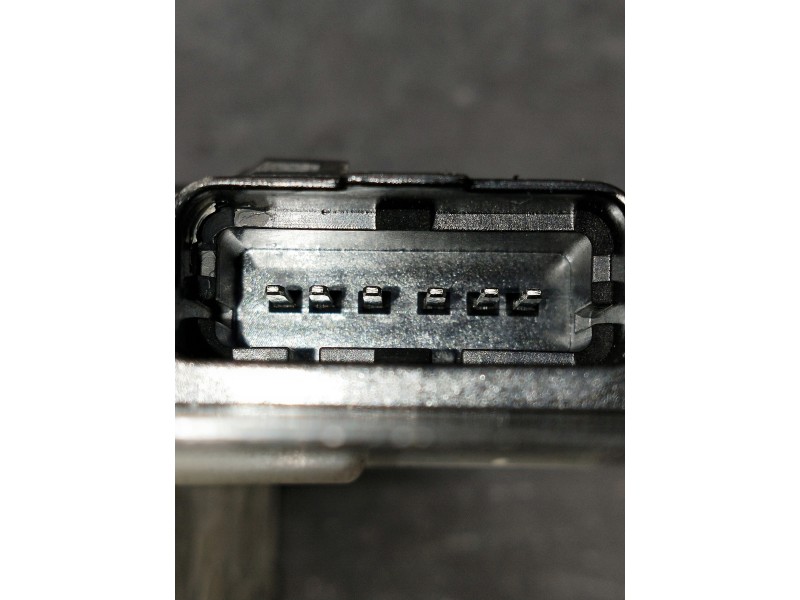 Recambio de motor cierre centralizado trasero izquierdo para citroen c4 cactus referencia OEM IAM 16943320 2368M0526L7 5P