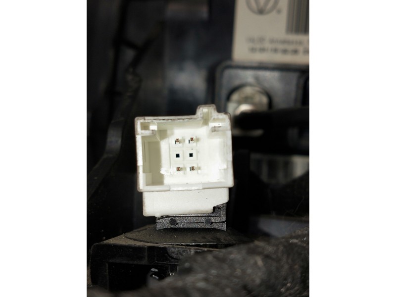 Recambio de pantalla multifuncion para citroen c4 cactus referencia OEM IAM 9828986ZD  