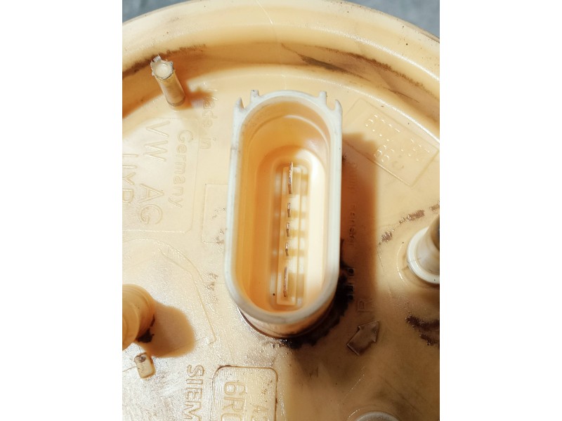 Recambio de bomba combustible para seat ibiza (6j5) referencia OEM IAM 6R0919050 A2C53297561 