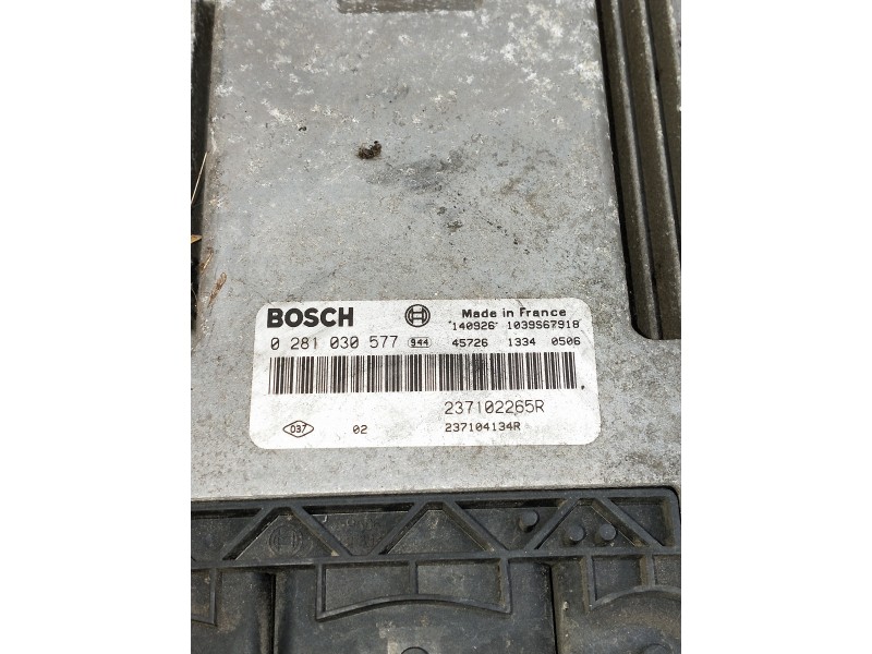 Recambio de centralita motor uce para renault master kasten referencia OEM IAM 0281030577 1039S67918 