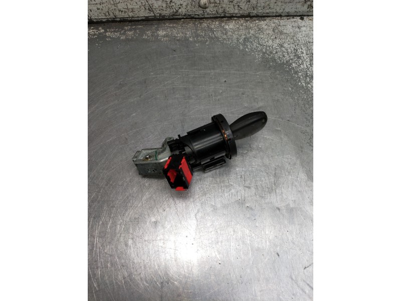 Recambio de conmutador de arranque para renault master kasten referencia OEM IAM 281133492 8200405701F 