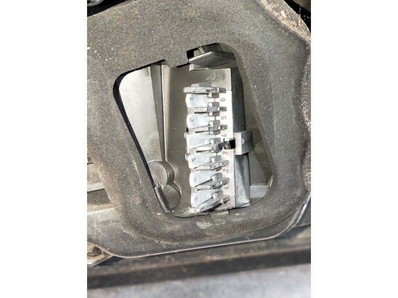 Recambio de piloto trasero derecho para opel astra h ber. referencia OEM IAM    Recambio de piloto trasero derecho para opel astra h ber. referencia OEM IAM