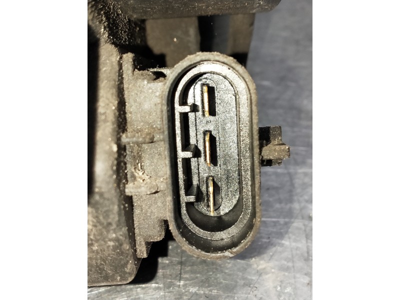 Recambio de electroventilador para opel astra h ber. referencia OEM IAM 3136613310  