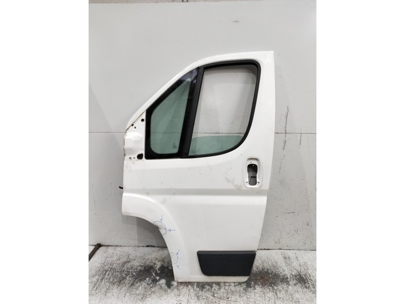Recambio de puerta delantera izquierda para peugeot boxer caja cerrada referencia OEM IAM   5P