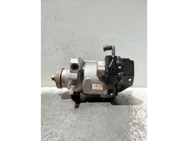 Recambio de bomba inyeccion para jaguar x-type referencia OEM IAM 2C1Q9B395AC K9PAA DELPHI
