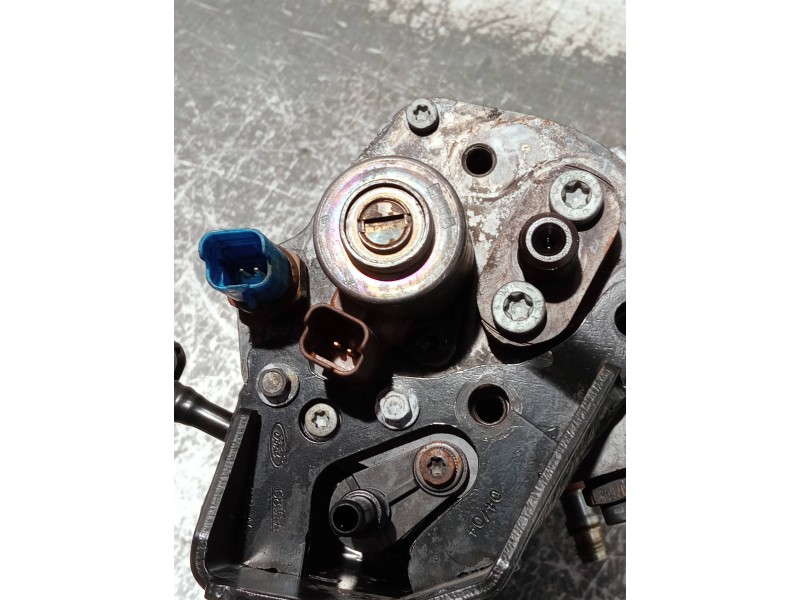 Recambio de bomba inyeccion para jaguar x-type referencia OEM IAM 2C1Q9B395AC K9PAA DELPHI