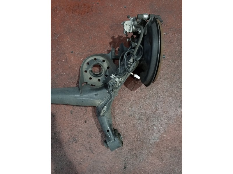 Recambio de puente trasero para toyota yaris 1.3 16v cat referencia OEM IAM   DISCO / ABS