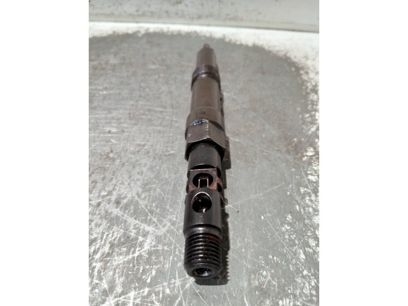 Recambio de inyector para jaguar x-type referencia OEM IAM 3S7Q9K546BB EJDR00501Z DELPHI