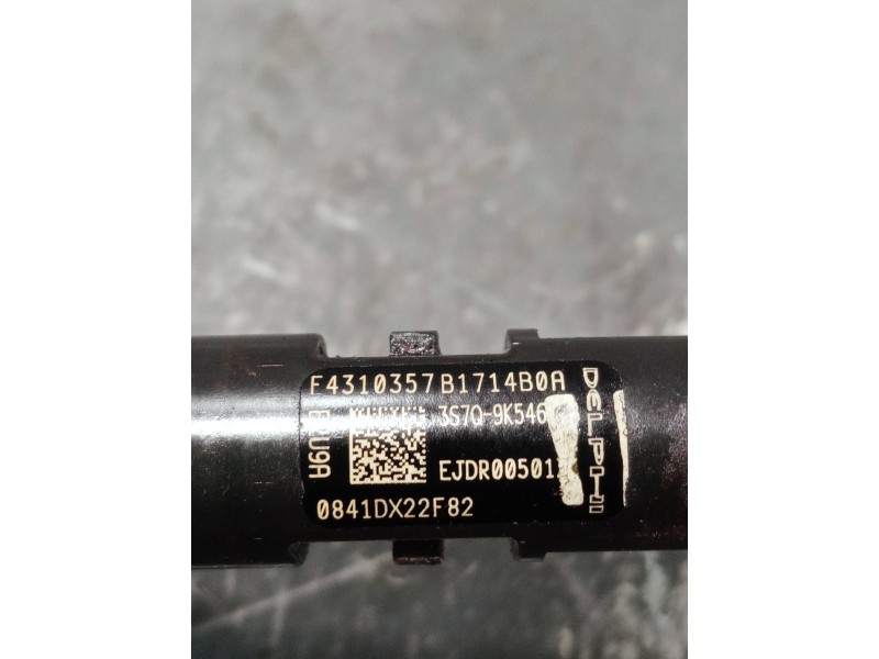 Recambio de inyector para jaguar x-type referencia OEM IAM 3S7Q9K546BB EJDR00501Z DELPHI