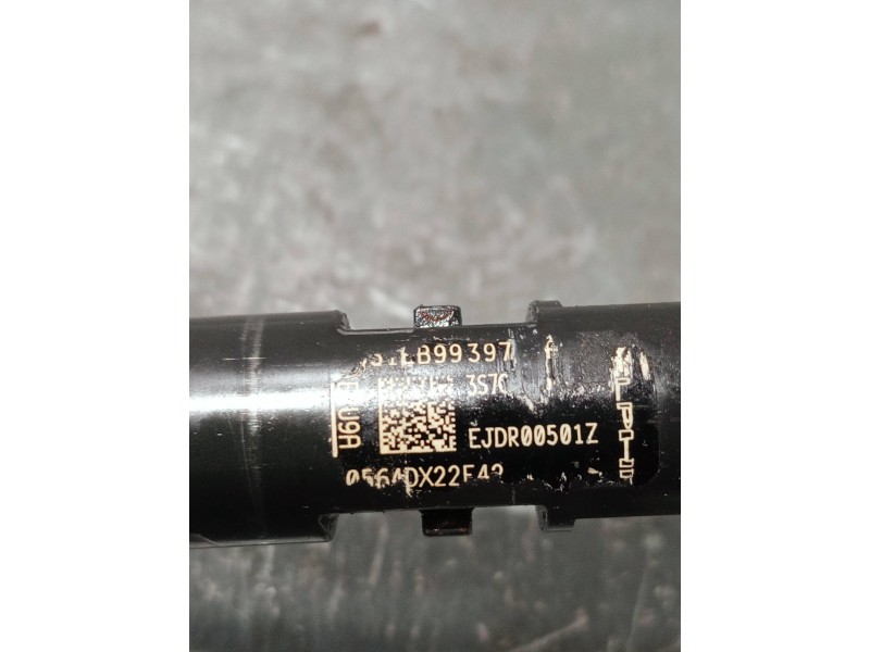 Recambio de inyector para jaguar x-type referencia OEM IAM 3S7Q9K546BB EJDR00501Z DELPHI