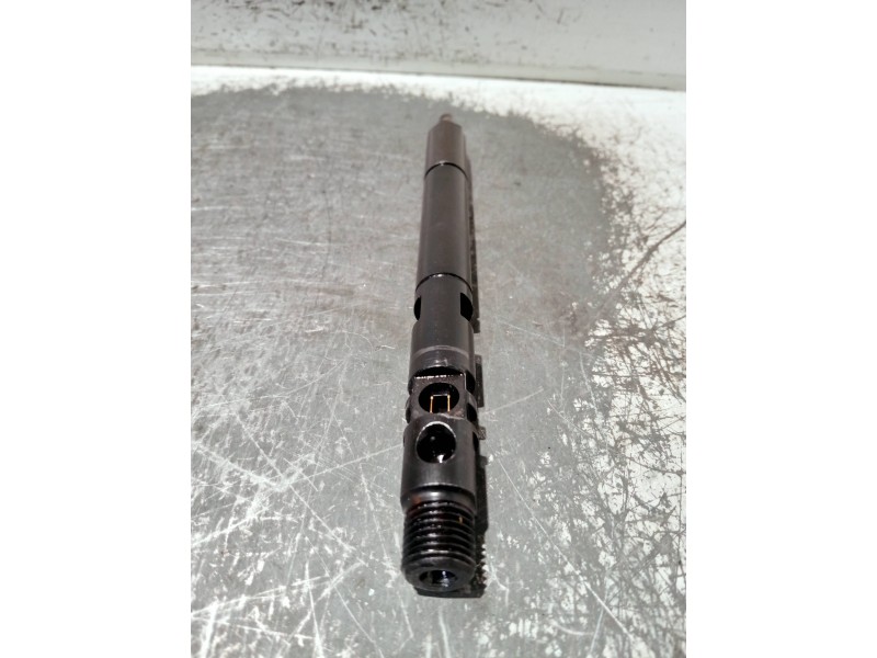 Recambio de inyector para jaguar x-type referencia OEM IAM 3S7Q9K546BB EJDR00501Z DELPHI