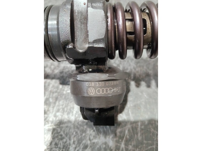 Recambio de inyector para seat ibiza (6j5) referencia OEM IAM 038130073BN 0414720313 PDB043 BOSCH
